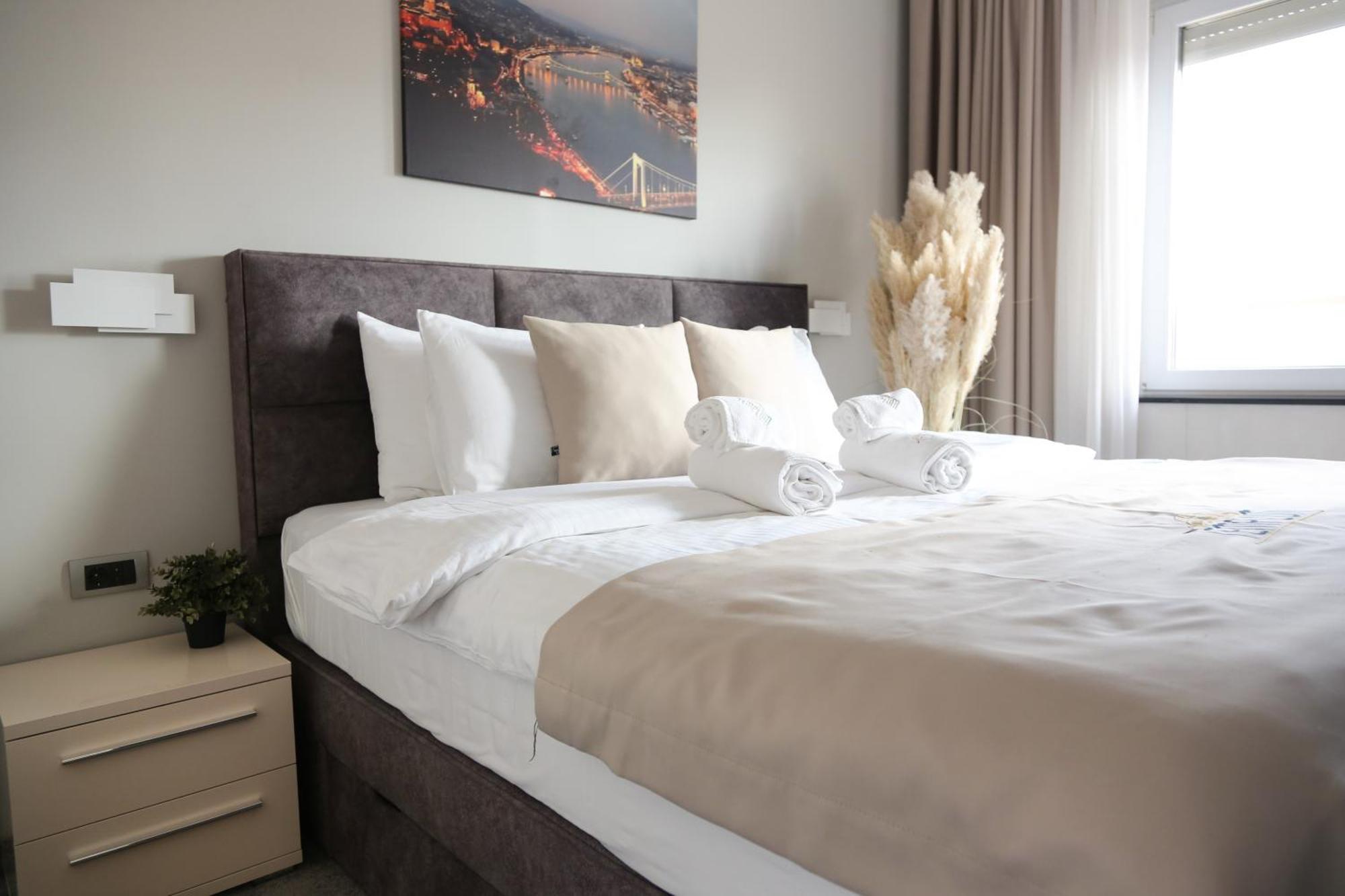 Templum Apartments - Slavija Square 베오그라드 외부 사진